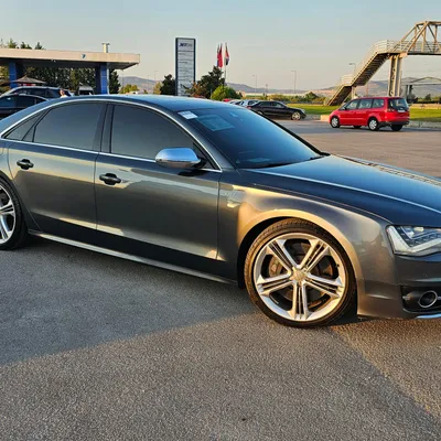 Audi S8 2014 në shitje