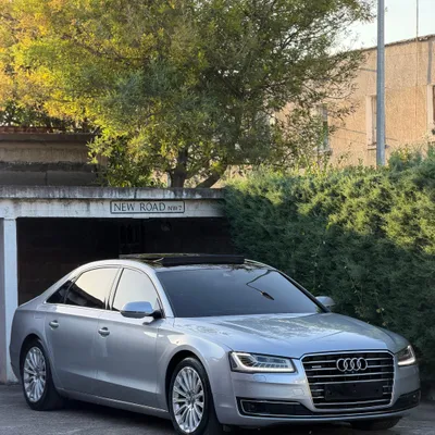 Audi A8