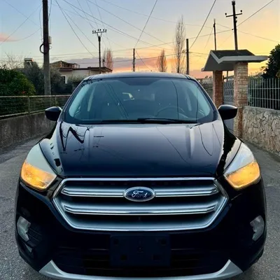 Ford Escape 2017 në shitje