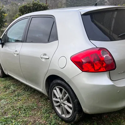 Toyota Auris 2008 në shitje