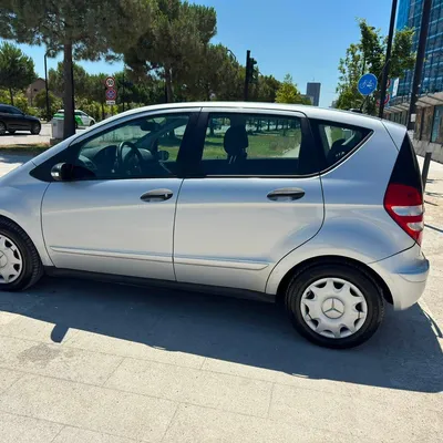 Mercedes-Benz A-class 2011 në shitje
