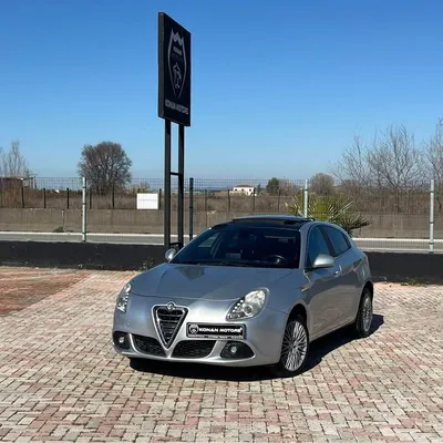 Alfa Romeo Giulietta 2012 në shitje