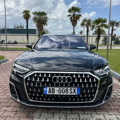 Audi A8 2023 në shitje
