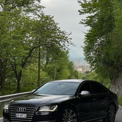 Audi A8 2012 në shitje