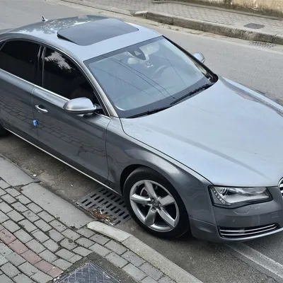 Audi A8 2011 në shitje