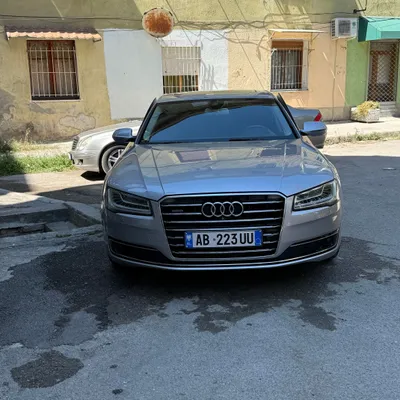 Audi A8