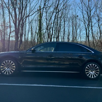 Audi A8 2011 në shitje