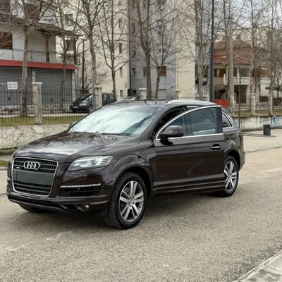 Audi Q7 2012 në shitje