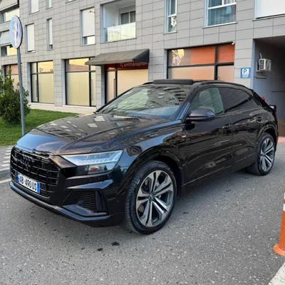 Audi Q8