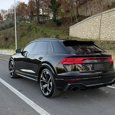 Audi RSQ8 2022 në shitje
