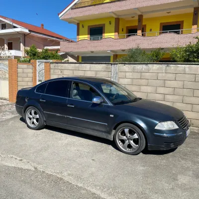 Volkswagen Passat 2002 në shitje