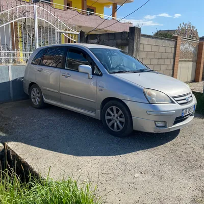 Suzuki Liana