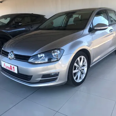 Volkswagen Golf 2013 në shitje