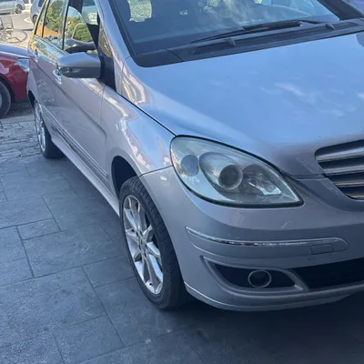 Mercedes-Benz B-class 2008 në shitje