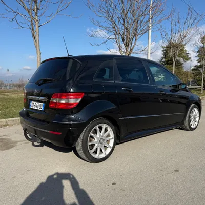 Mercedes-Benz B-class