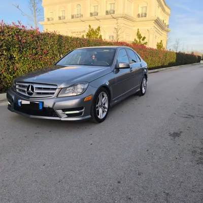 Mercedes-Benz C-class 2012 në shitje