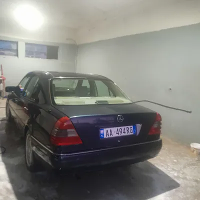 Mercedes-Benz C-class 1996 në shitje