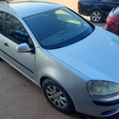 Volkswagen Golf 2008 në shitje