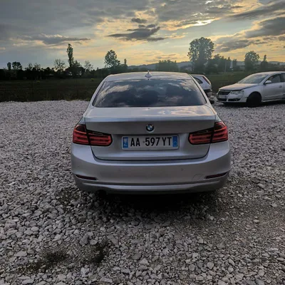 BMW 3 Series 2015 në shitje