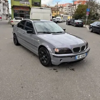 BMW 3 Series 2003 në shitje
