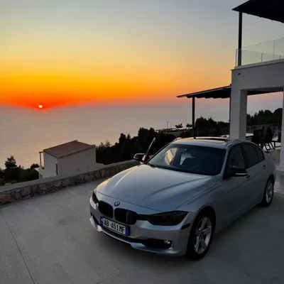 BMW 3 Series 2013 në shitje