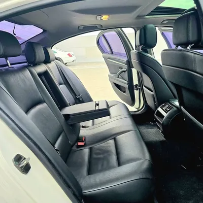 BMW 5 Series 2013 në shitje