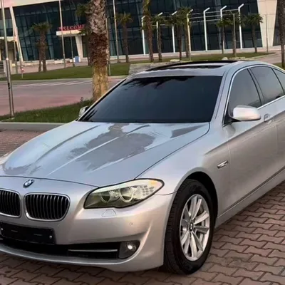 BMW 5 Series 2011 në shitje