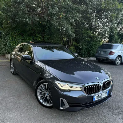 BMW 5 Series 2022 në shitje