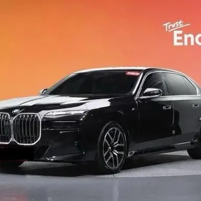 BMW 7 Series 2024 në shitje