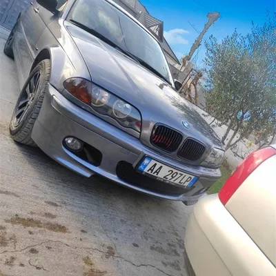 BMW 3 Series 2001 në shitje