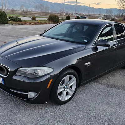BMW 5 Series 2012 në shitje
