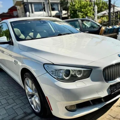 BMW 5 Series 2011 në shitje