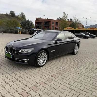 BMW 7 Series 2013 në shitje