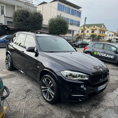 BMW X5 2015 në shitje