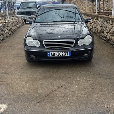 Mercedes-Benz C-class 2004 në shitje