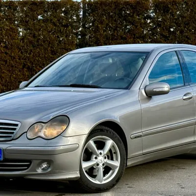 Mercedes-Benz C-class 2006 në shitje