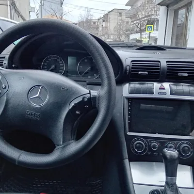 Mercedes-Benz C-class 2004 në shitje