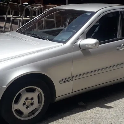 Mercedes-Benz C-class 2001 në shitje