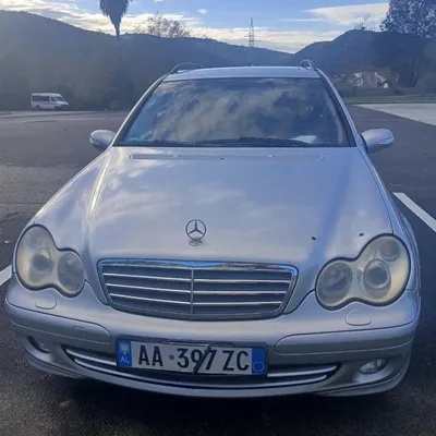 Mercedes-Benz C-class 2004 në shitje