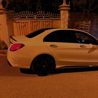 Mercedes-Benz C-class 2016 në shitje