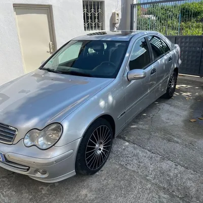 Mercedes-Benz C-class 2005 në shitje