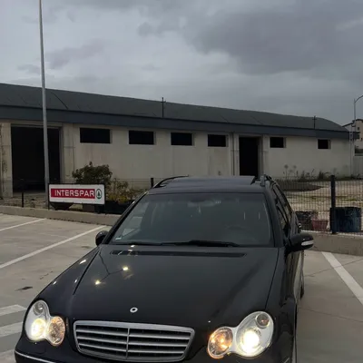 Mercedes-Benz C-class 2004 në shitje