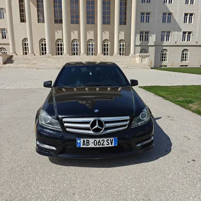 Mercedes-Benz C-class 2012 në shitje