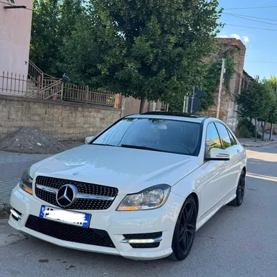 Mercedes-Benz C-class 2012 në shitje