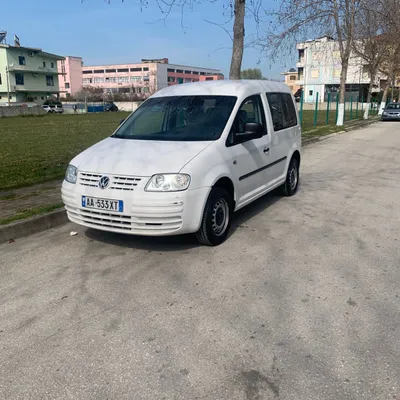 Volkswagen Caddy 2005 në shitje