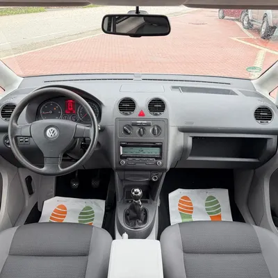 Volkswagen Caddy 2010 në shitje