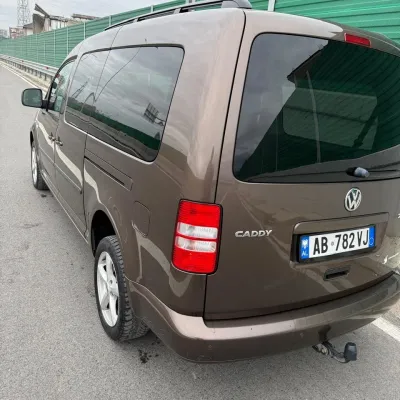 Volkswagen Caddy 2013 në shitje
