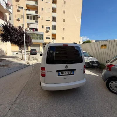Volkswagen Caddy 2011 zu verkaufen