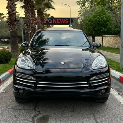 Porsche Cayenne 2015 në shitje