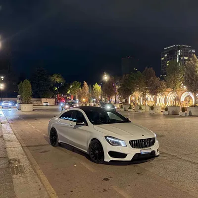 Mercedes-Benz CLA